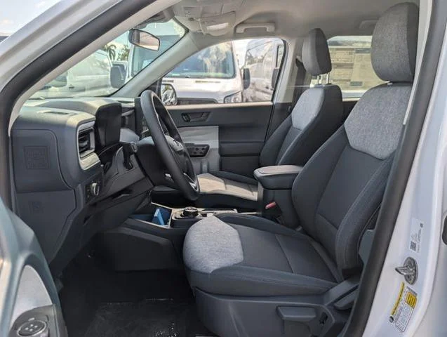 New 2026 Oxford White Ford XLT image 18