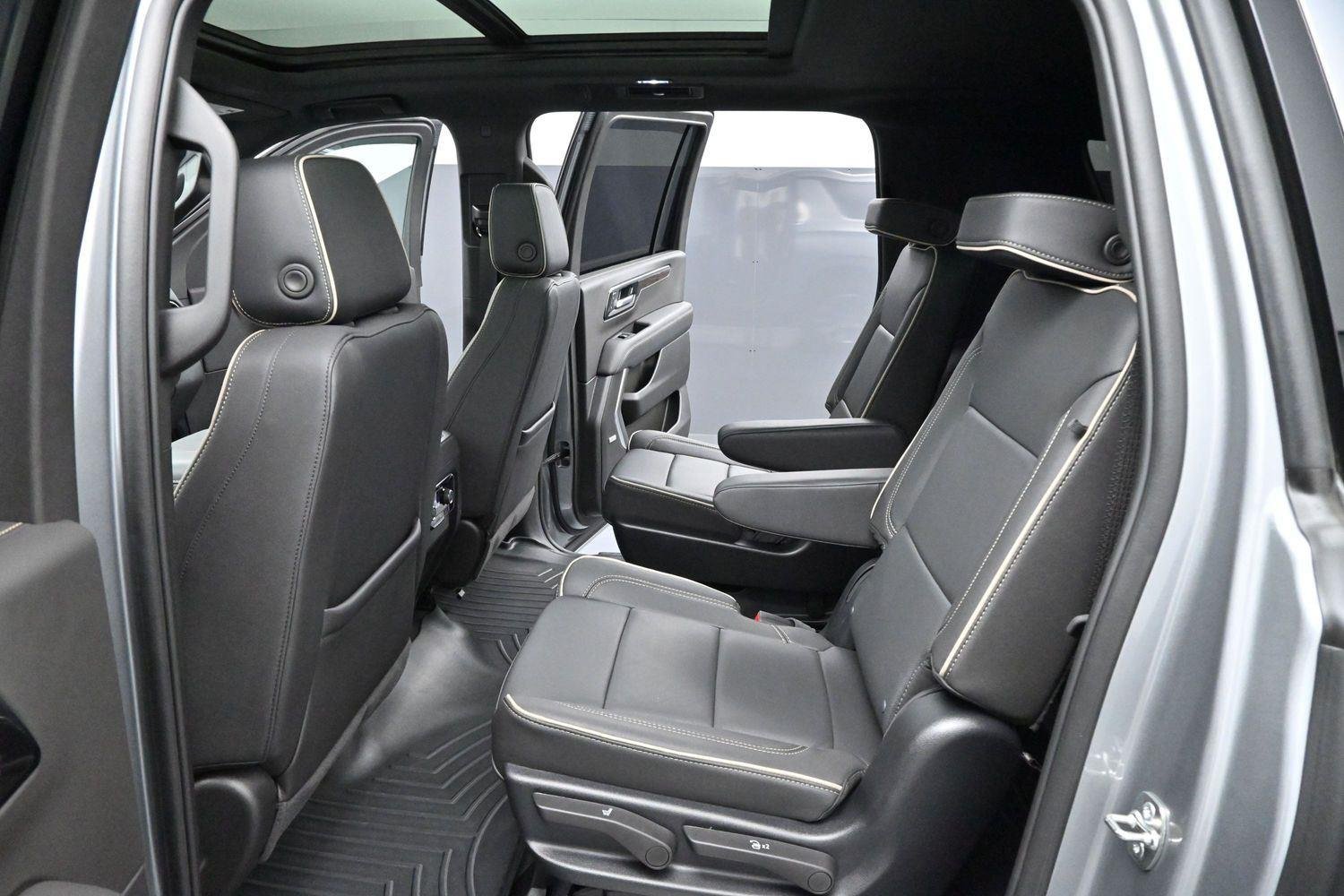 Used 2025 Sterling Gray Metallic Chevrolet Premier image 29