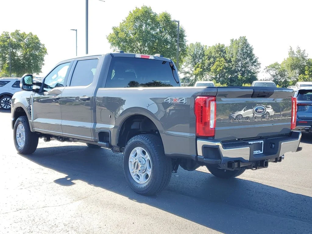 New 2026 Marsh Gray Ford F-250® XLT image 3