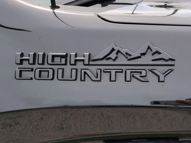 Used 2024 Black Chevrolet High Country image 13