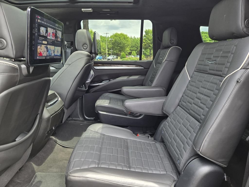 Certified Used 2025 Black Raven Cadillac Sport Platinum image 21