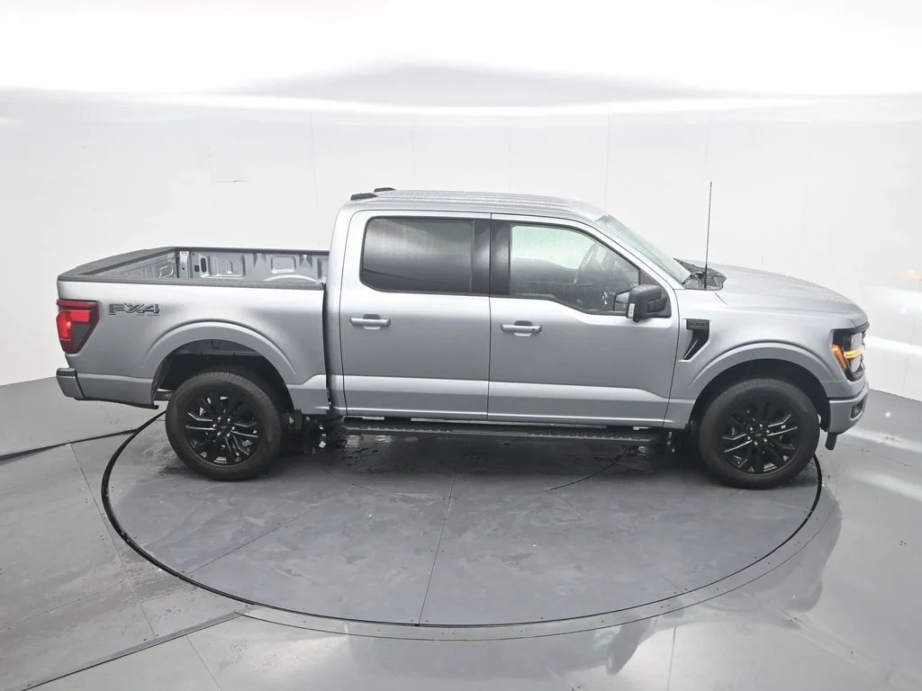 New 2026 Iconic Silver Metallic Ford XLT image 35