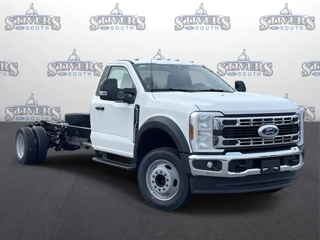 2026 Ford F-450 XL Regular Cab 205-In DRW's photo