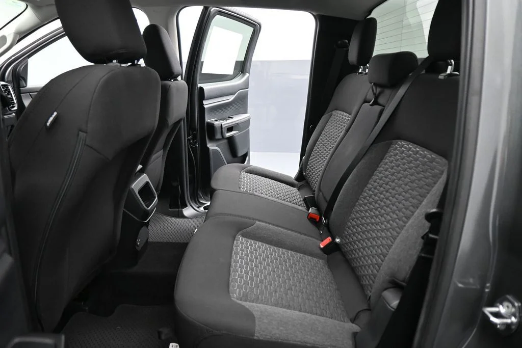 New 2026 Marsh Gray Ford XLT image 17