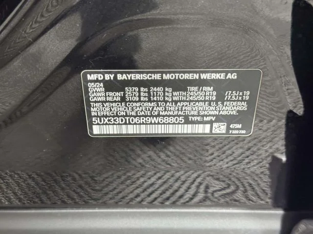 Used 2024 Black BMW xDrive30i image 16