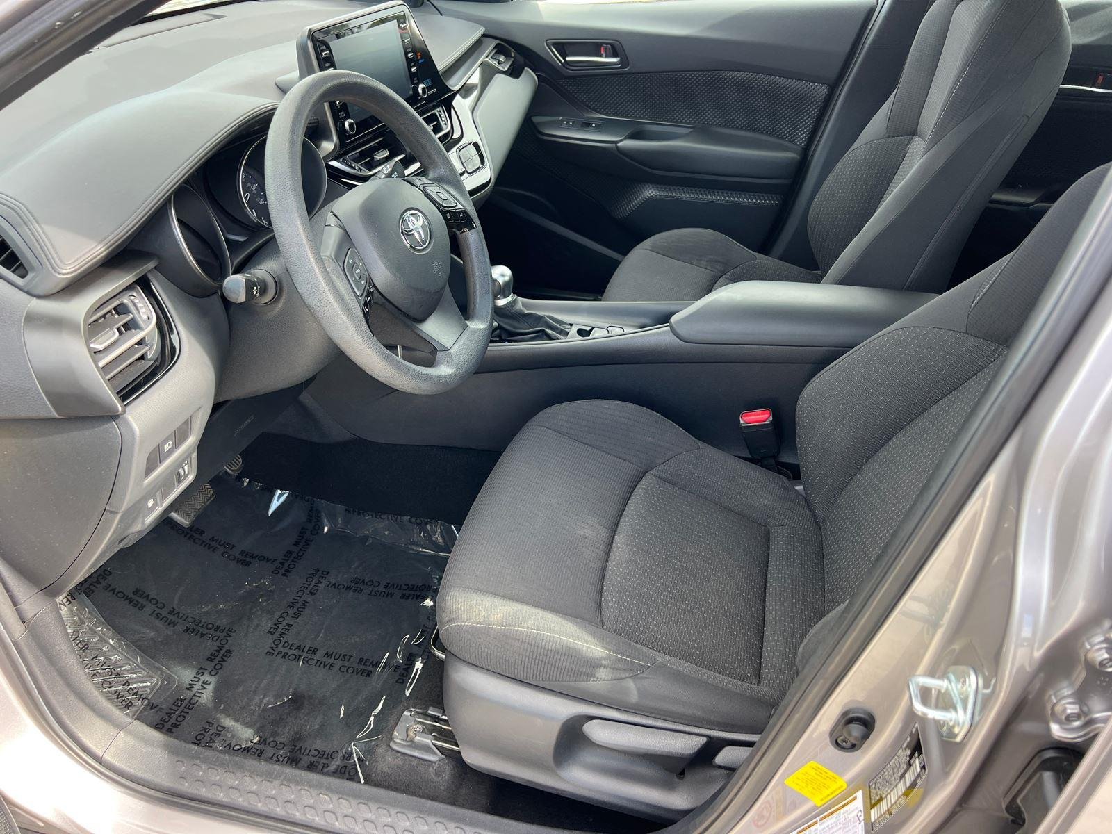 Used 2019 Silver Knockout Metallic Toyota LE image 9