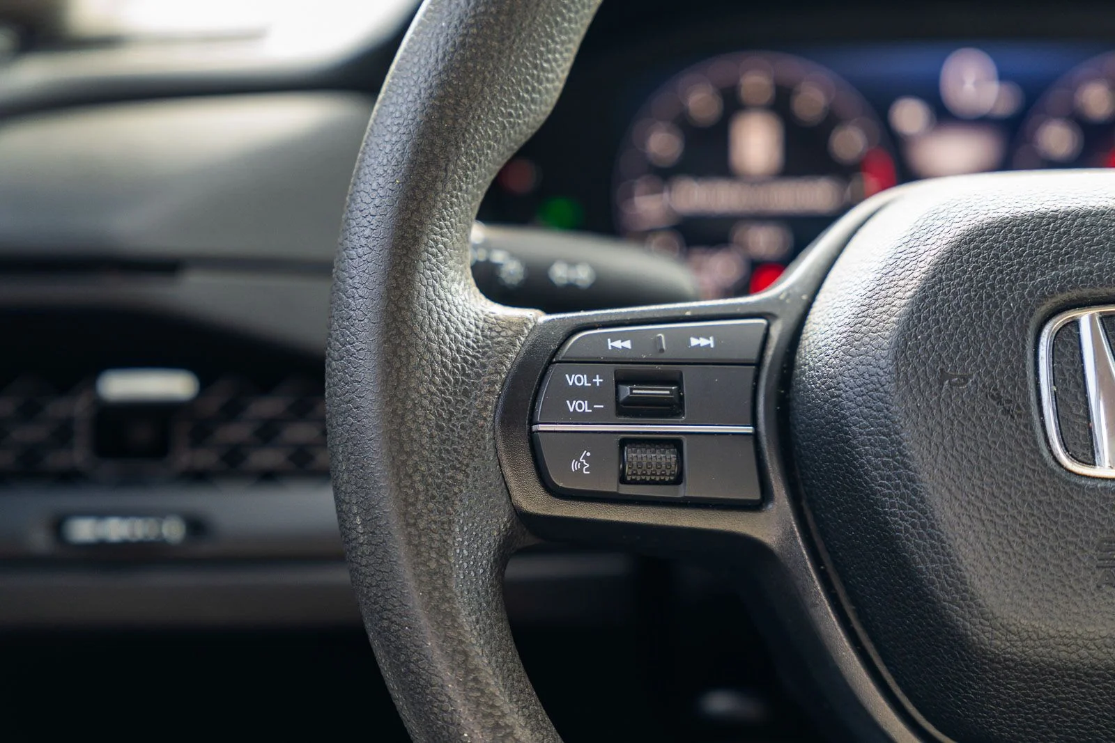 Used 2024  Honda EX image 20