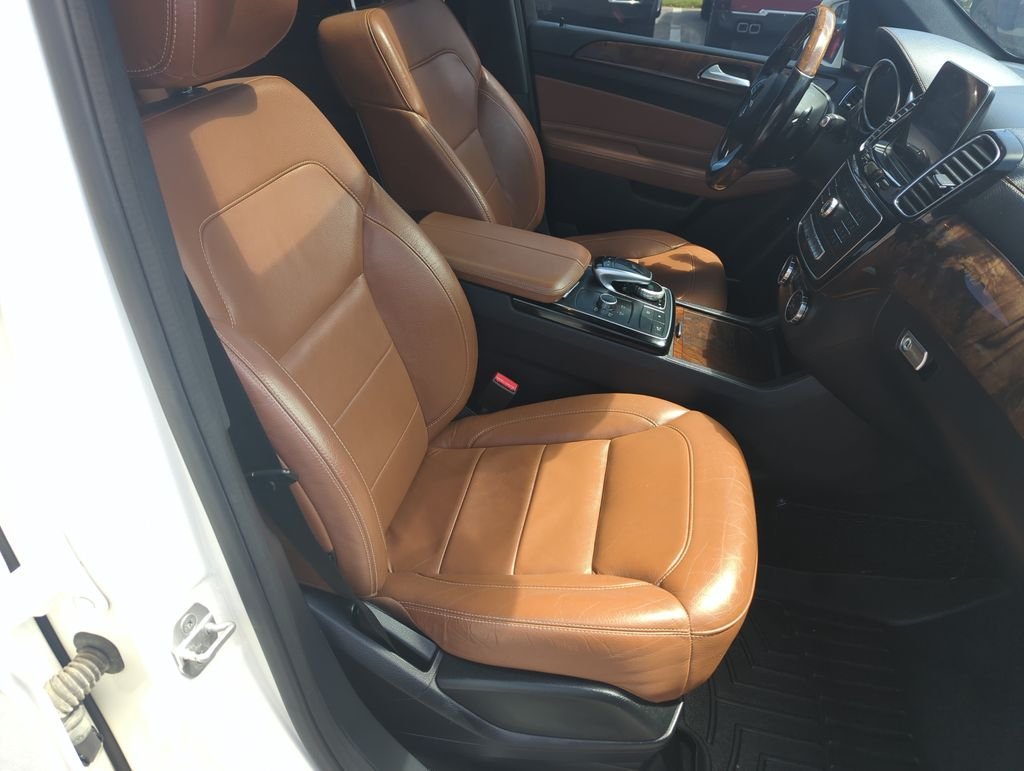 Used 2016  Mercedes-Benz GLE 400 image 37