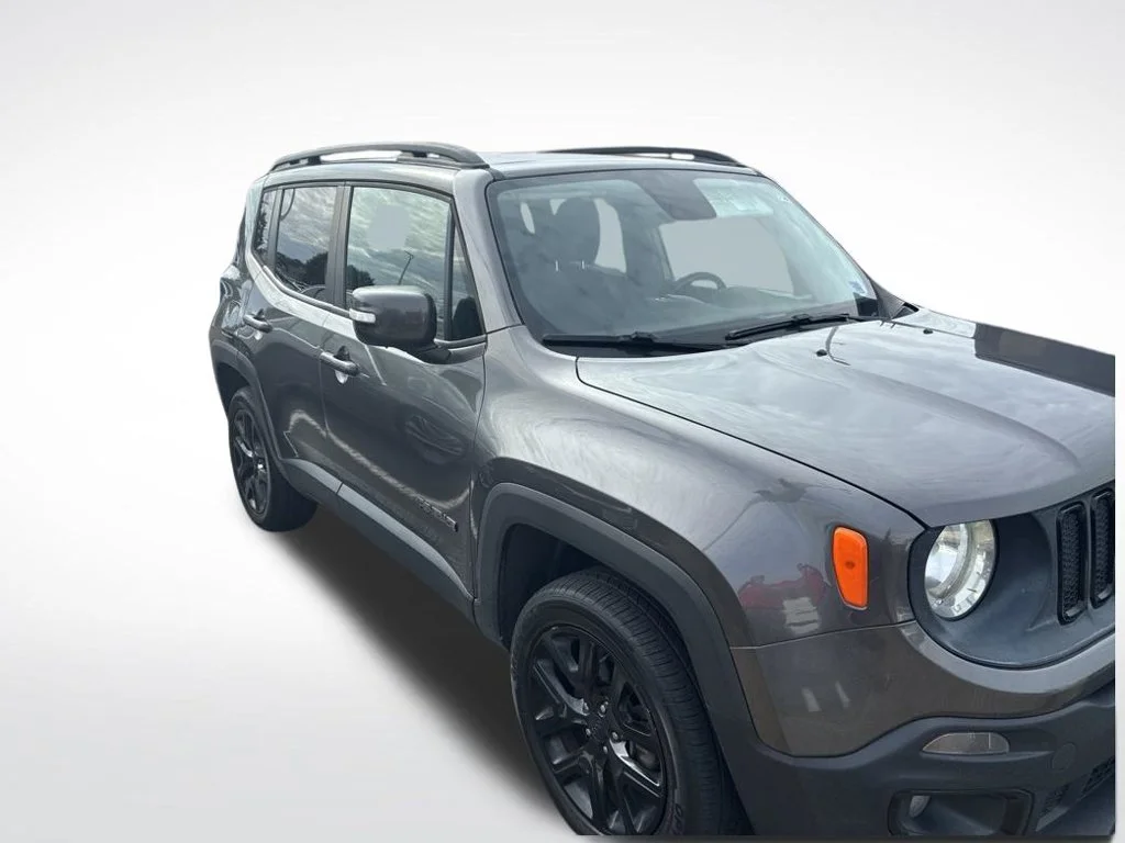 Used 2016 Gray Jeep Latitude image 2