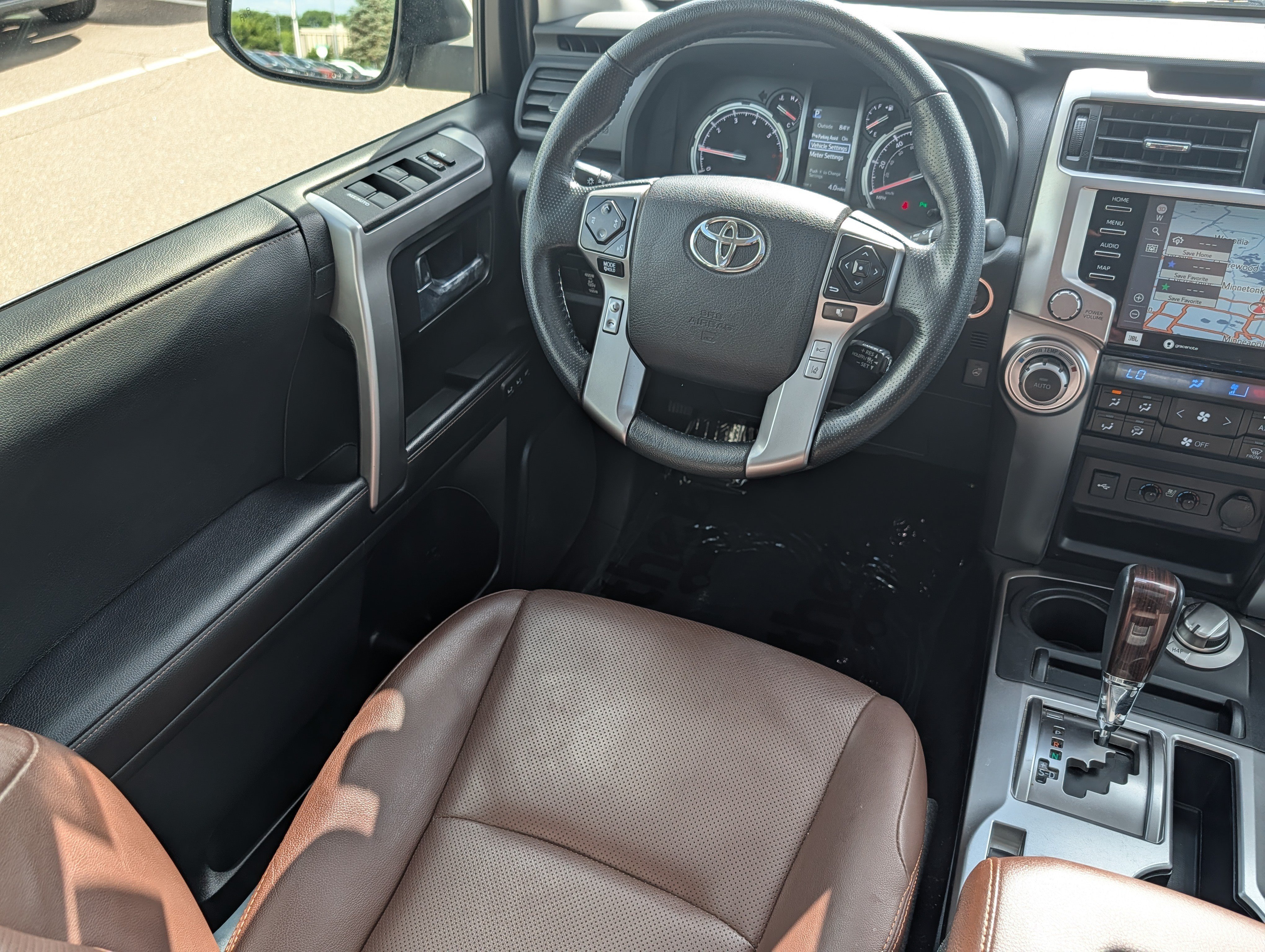 2023 Toyota 4Runner Limited - Photo 9