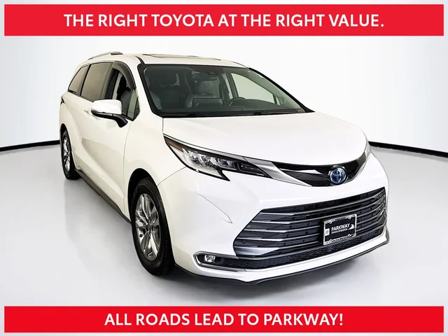 2022 Toyota Sienna Limited