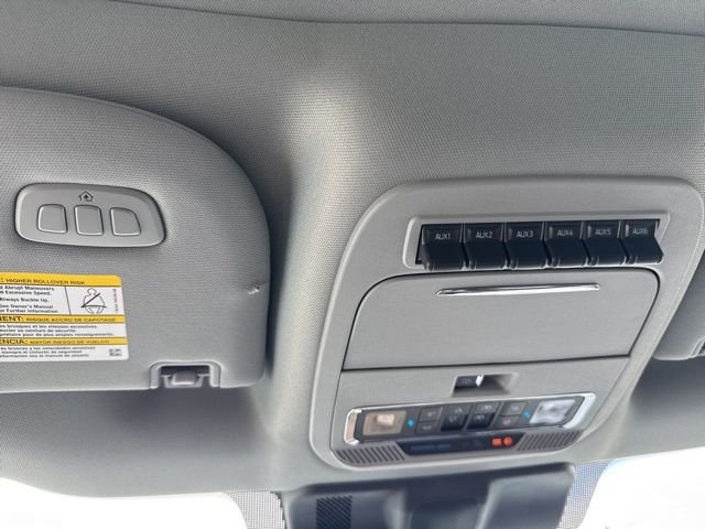 New 2026 Carbonized Gray Metallic Ford Lariat image 35