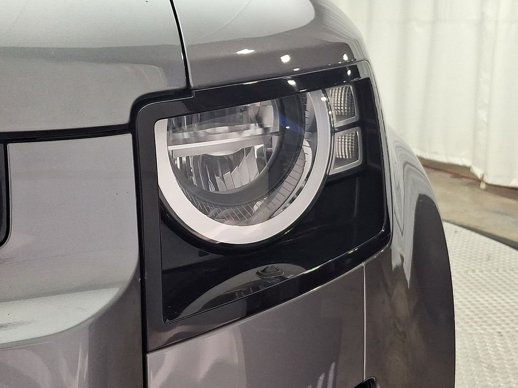 Certified Used 2023 Eiger Grey Metallic Land Rover S image 9