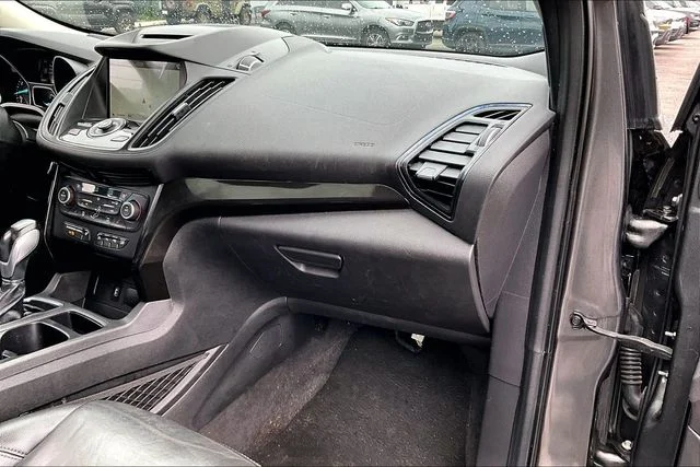 Used 2018 Gray Ford Titanium image 21