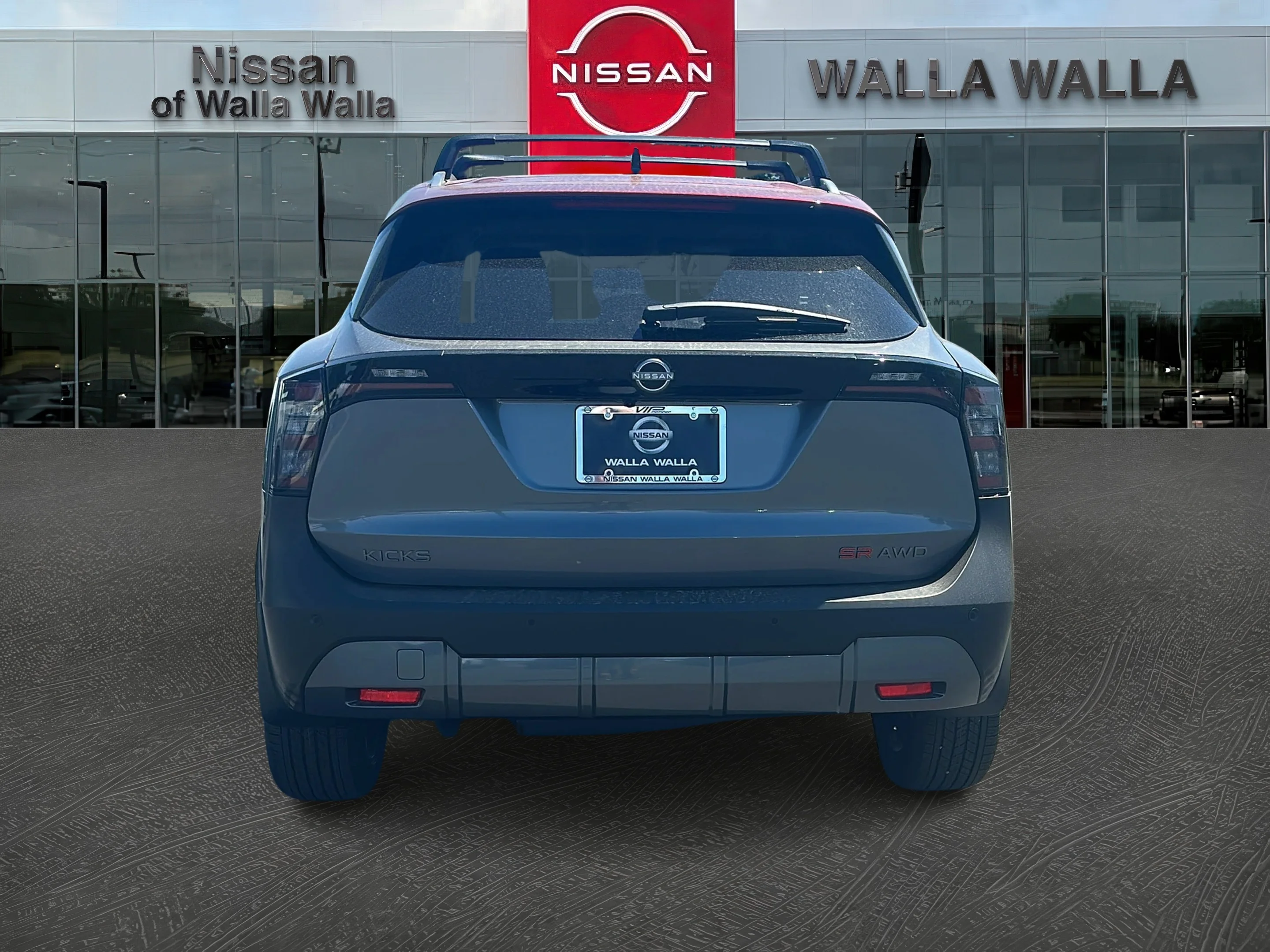 New 2026 Gun Metallic / Scarlet Ember Tintcoat Two-tone Nissan SR image 6