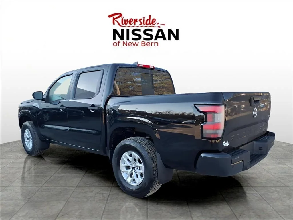 New 2026 Super Black Nissan Crew Cab S image 4