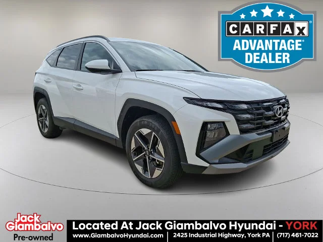 Certified Used 2025 White Hyundai SEL image 1