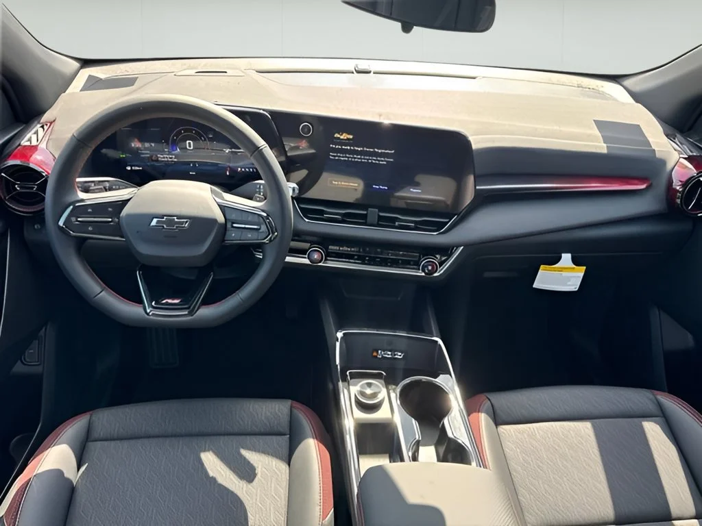 New 2027 Polar White Tricoat Chevrolet RS image 22