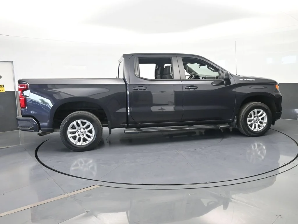 Used 2023 Dark Ash Metallic Chevrolet RST image 7