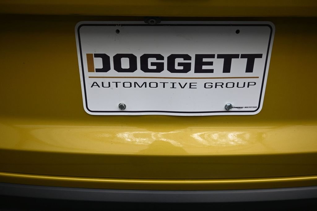 Used 2024 Yellow Chevrolet 2RS image 2