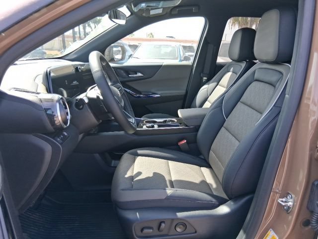 2027 Chevrolet Equinox LT - Photo 14