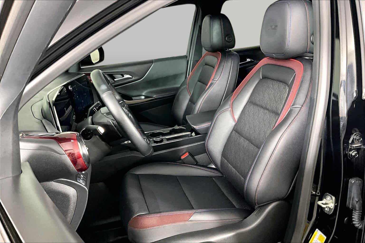 Used 2026 Mosaic Black Metallic Chevrolet FWD RS image 8