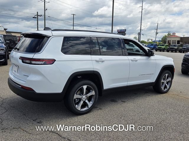 New 2026 Bright White Clear-Coat Exterior Paint Jeep Limited image 15
