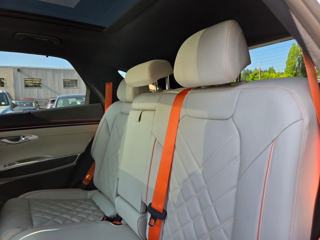 New 2026 White Genesis 3.5T SPORT PRESTIGE image 16