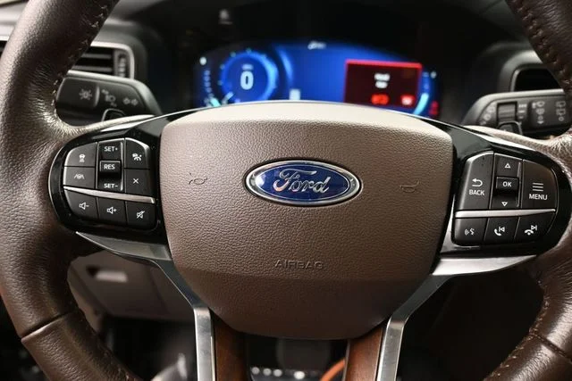 Used 2021 Black Ford King Ranch image 18