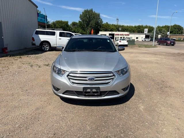 Used 2017 Silver Ford Limited image 4