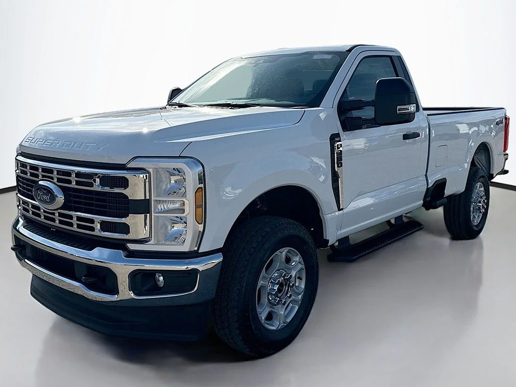 New 2026 Oxford White Ford F-350® XLT image 6