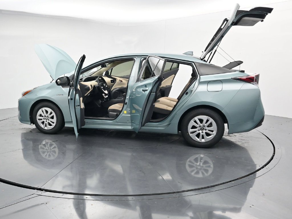 Used 2017 Beige Toyota Two image 44