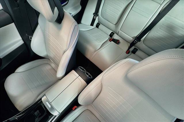 New 2026 Polar White Mercedes-Benz C 300 image 49
