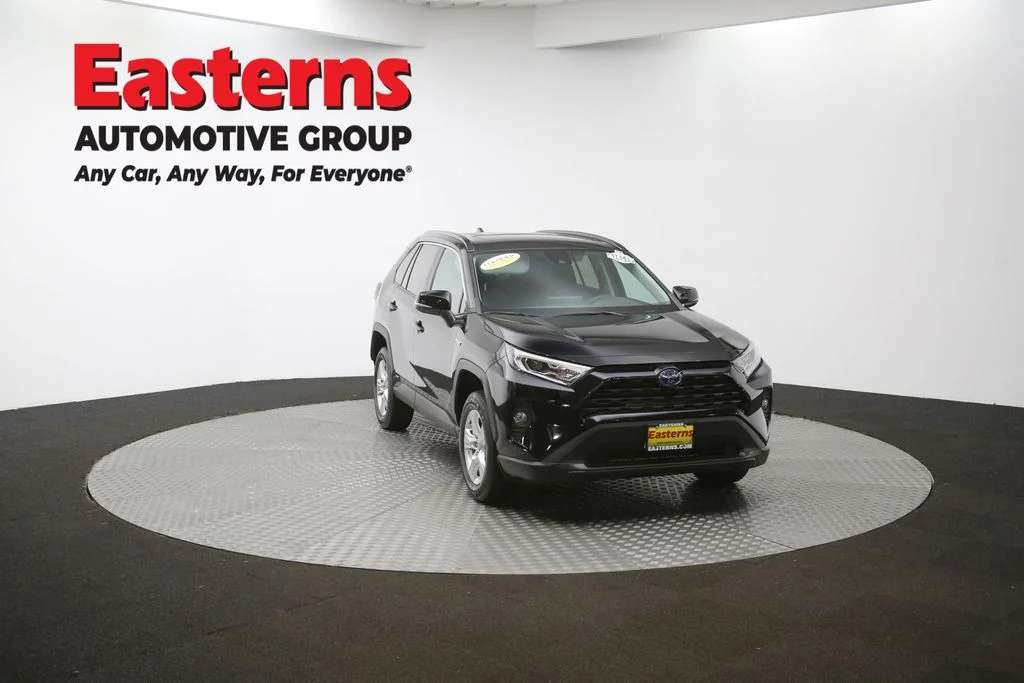 Used 2021 Black Toyota XLE image 51
