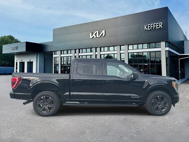 Used 2023 Black Ford XLT image 9