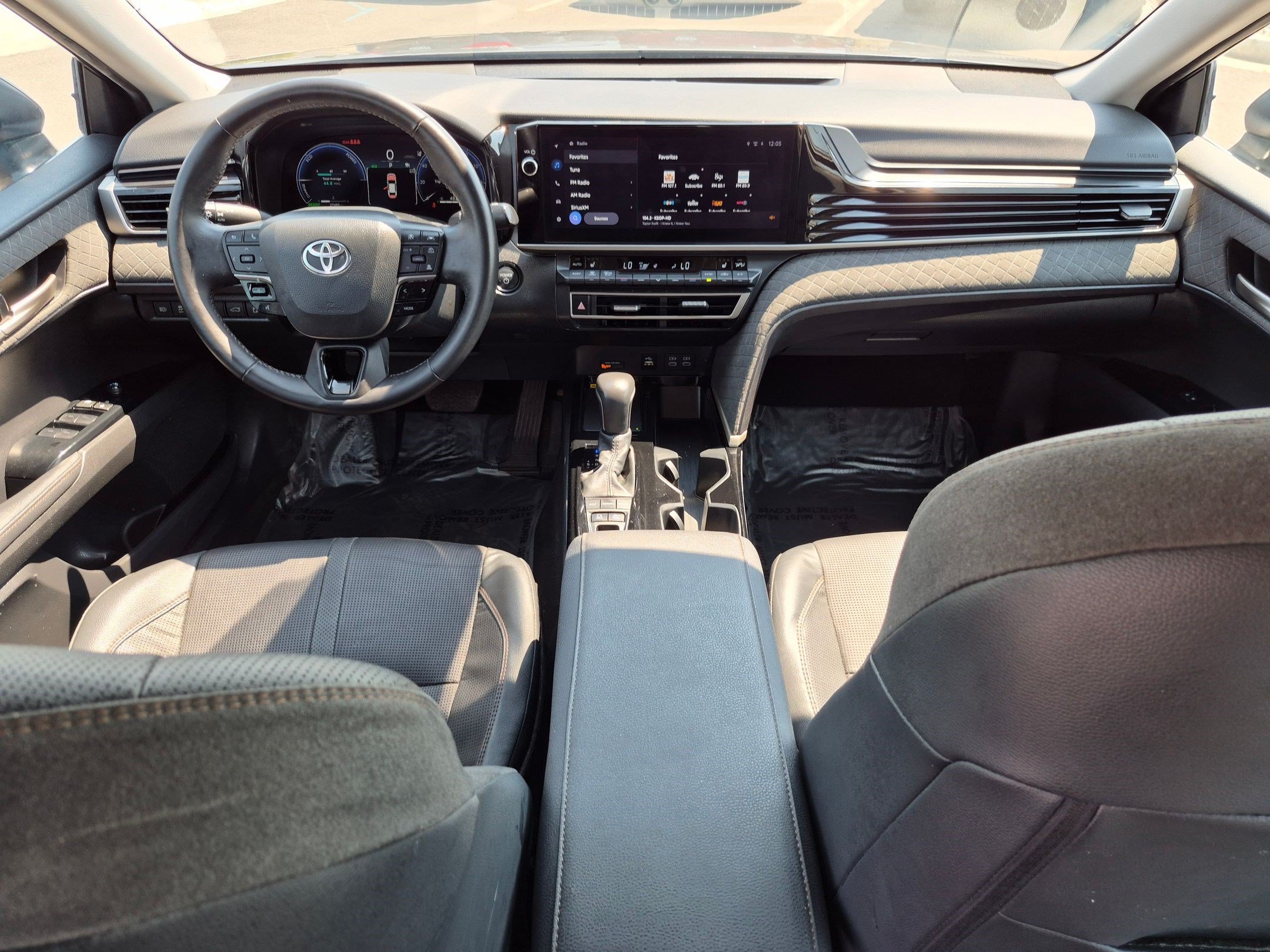 Used 2025 Heavy Metal Toyota LE image 27