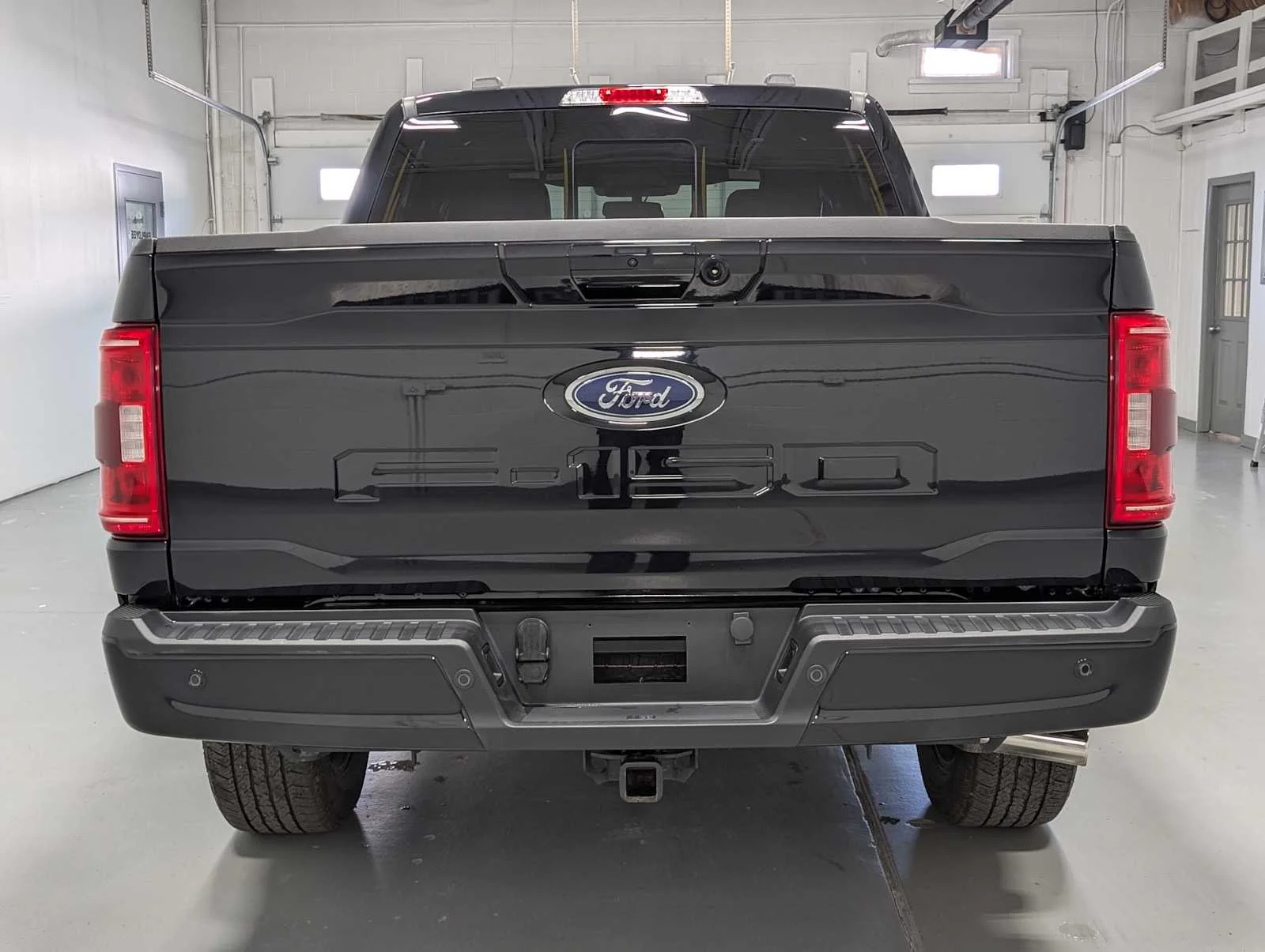 Used 2022 Agate Black Ford XLT image 9