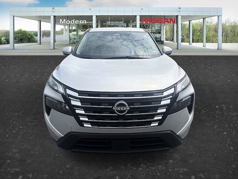 Certified Used 2025 Brilliant Silver Metallic Nissan SV image 8