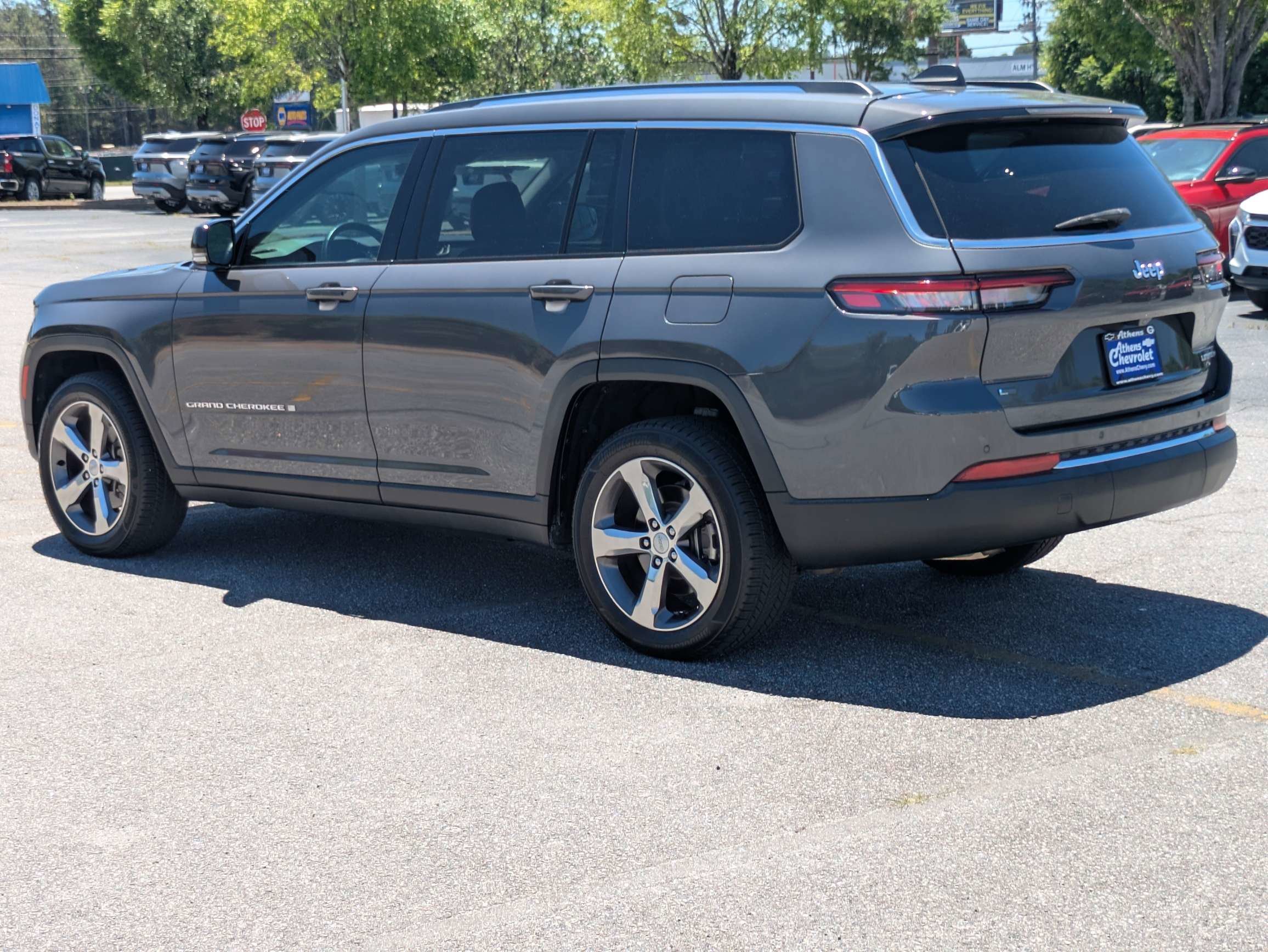 Used 2021 Baltic Gray Metallic Clearcoat Jeep Limited image 6