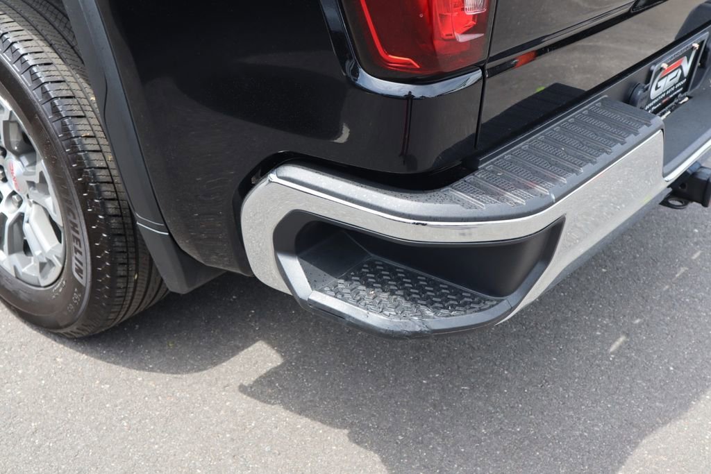 2024 GMC Sierra 1500 SLT - Photo 28
