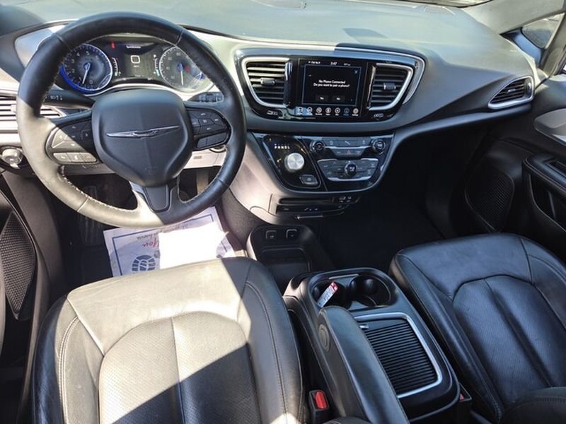 Used 2020 Ceramic Gray Clearcoat Chrysler Touring L Plus image 12