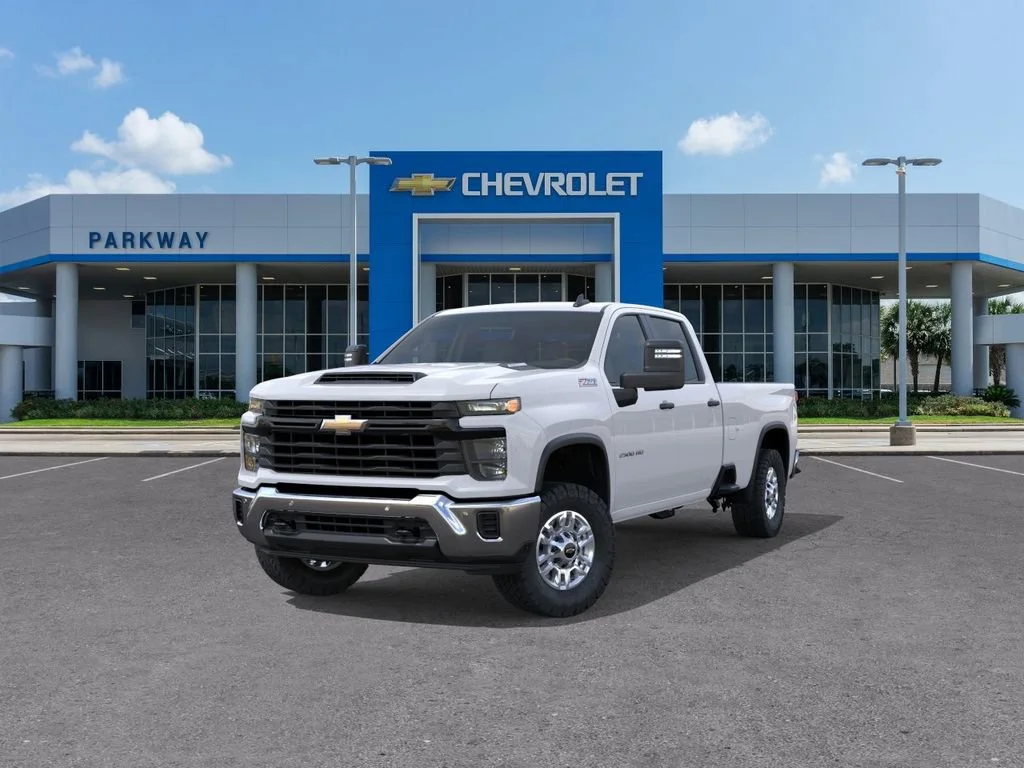 New 2026 Summit White Chevrolet WT image 8