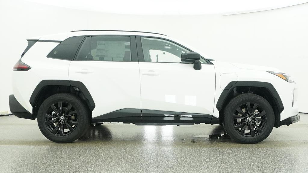 New 2026 Ice Cap Toyota SE image 13