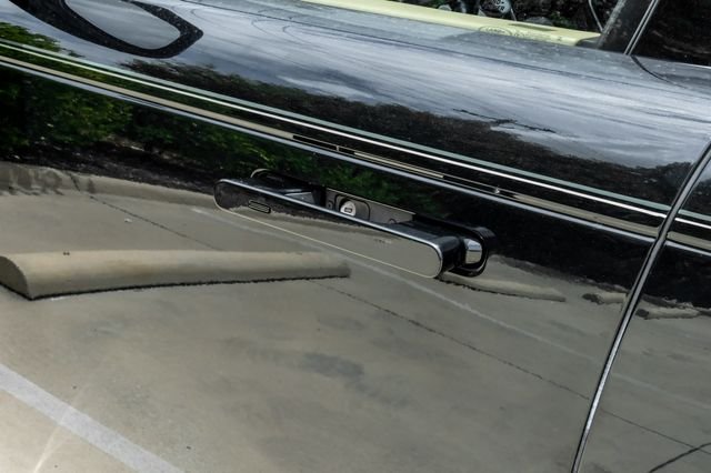 Used 2023 Black Land Rover SE image 55