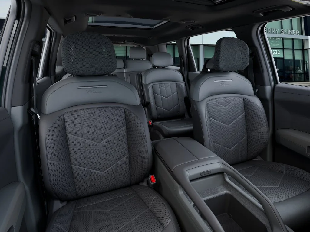 New 2027 Black Jade Green Kia X-Line SX image 15