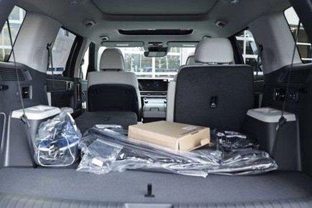 2026 Hyundai Santa Fe Limited - Photo 6