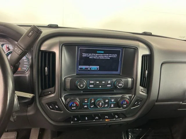 Used 2015 Rainforest Green Metallic Chevrolet LT image 16