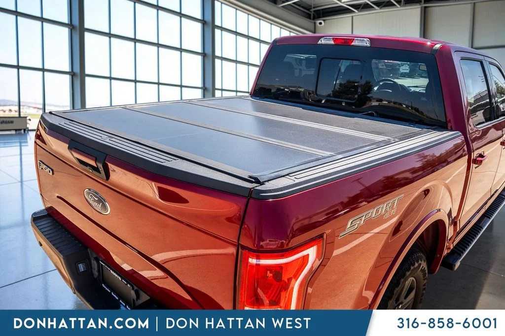 Used 2017  Ford XLT image 28