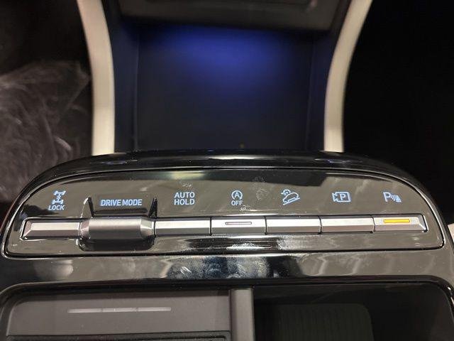New 2026 Silver Hyundai Limited AWD image 32