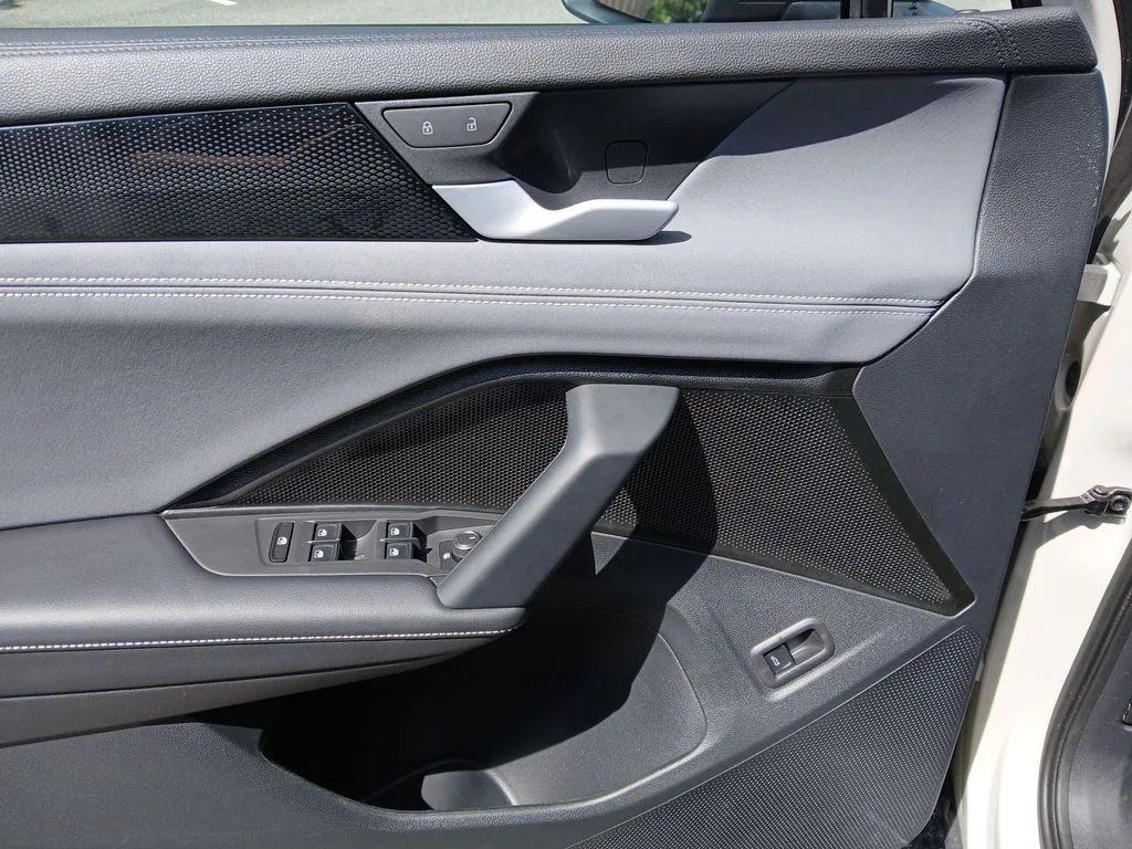 Used 2026 Beige Volkswagen SE R-Line Black image 12